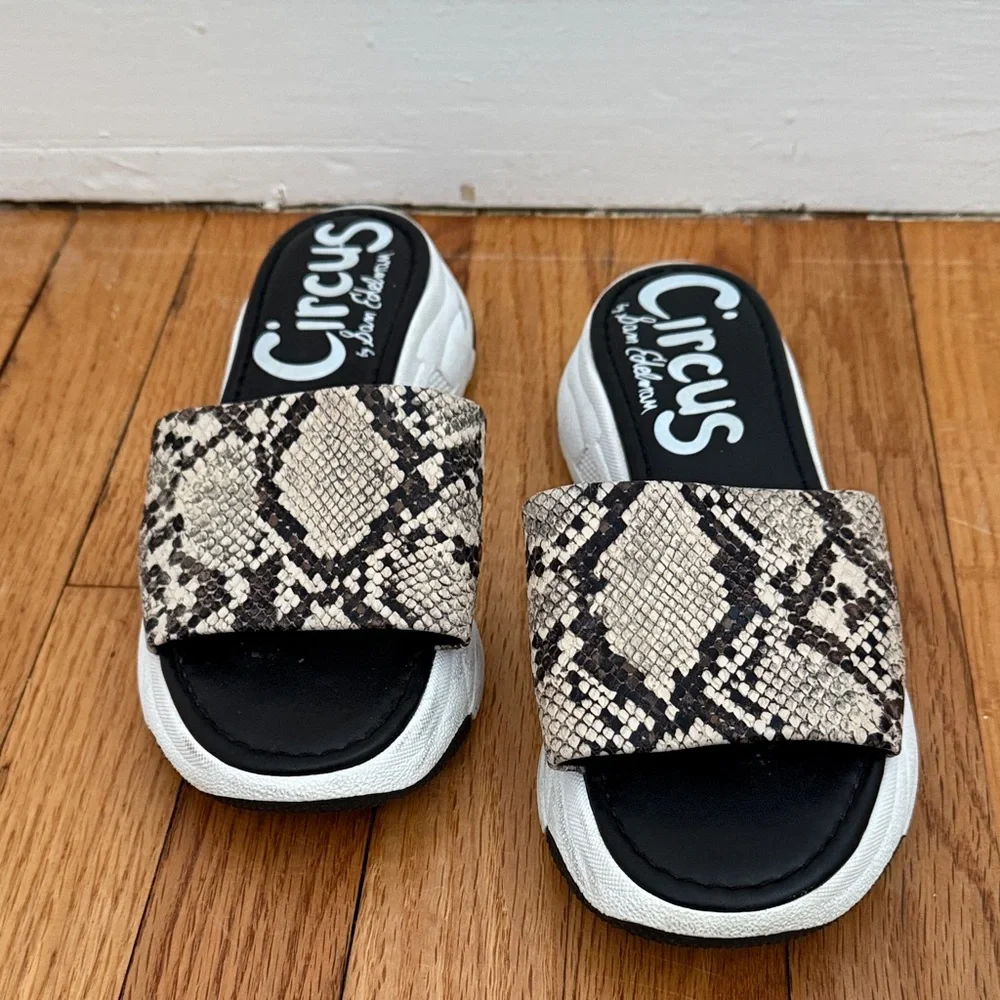 Circus NY by Sam Edelman women’s size 7 skin snake-platform slip-on sandal
